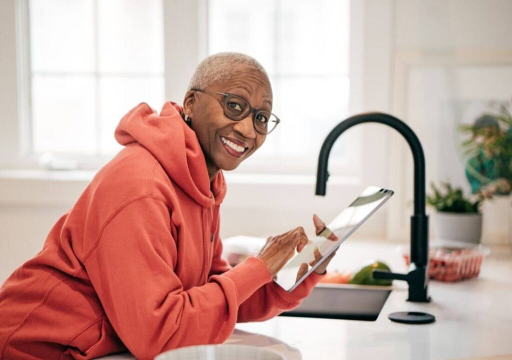 job als text chat moderator • Arbeit Zuhause