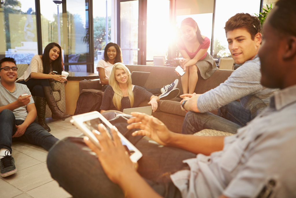 Absolventen machen Karriere mit einem Chat-Job 